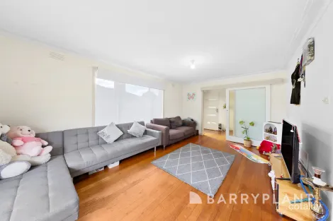 Property photo of 13 Clover Avenue St Albans VIC 3021