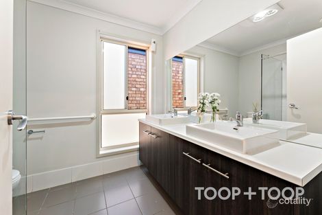 Property photo of 54 Admiralty Circuit Smithfield SA 5114