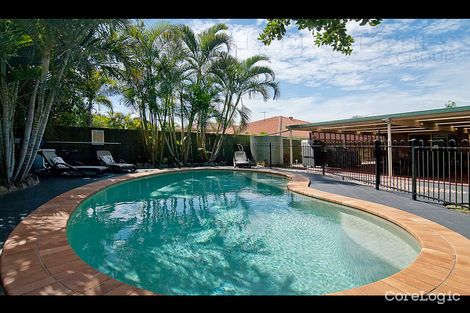 Property photo of 15 Bellfield Crescent Parkinson QLD 4115