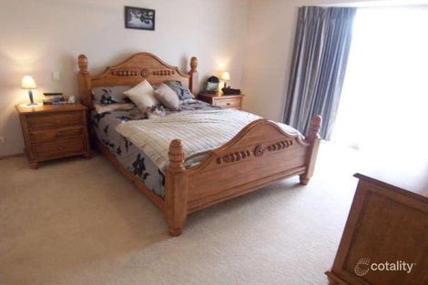 Property photo of 17 Whiting Court Skye VIC 3977