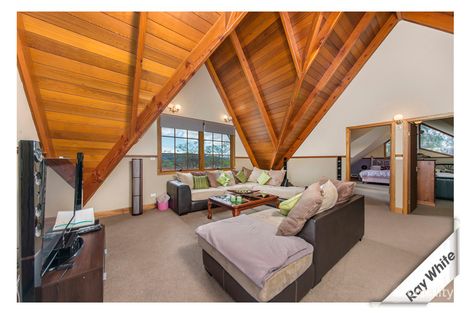 Property photo of 12 Wootton Crescent Gordon ACT 2906