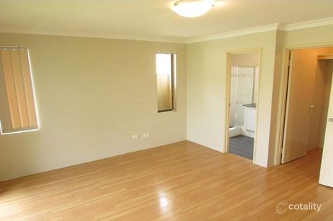 Property photo of 22 Wyatt Road Hocking WA 6065