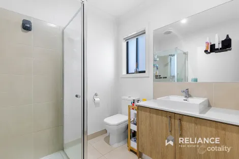 Property photo of 11 Liberator Drive Point Cook VIC 3030