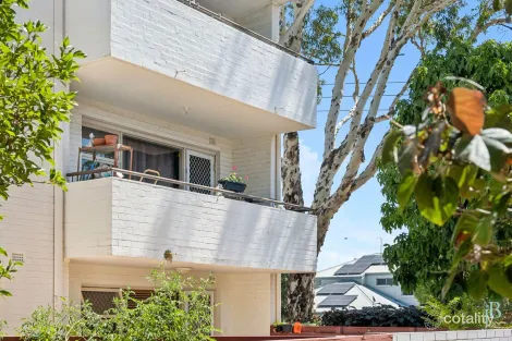 Property photo of 6/198 Labouchere Road Como WA 6152