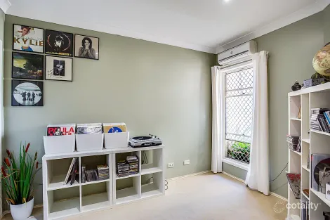 Property photo of 15 Highgate Lane Robina QLD 4226