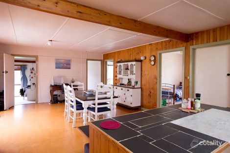 Property photo of 325 North Road Currie TAS 7256