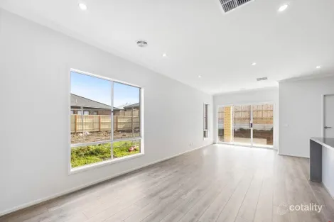 Property photo of 131 Arrowsmith Street Beveridge VIC 3753