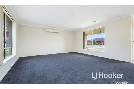 Property photo of 3 Manning Court Pakenham VIC 3810