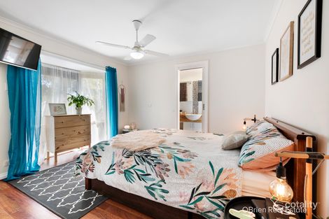 Property photo of 36 Hunt Drive Seaford VIC 3198