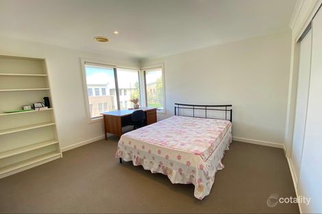 Property photo of 18 Ringtail Circuit Maidstone VIC 3012