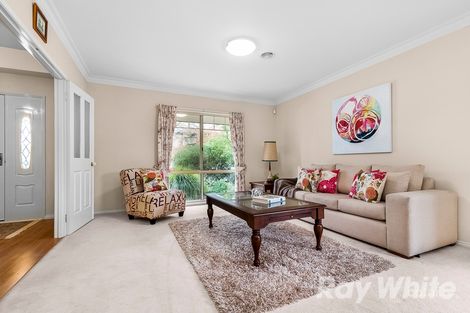 Property photo of 15 Avondale Grove Mount Waverley VIC 3149