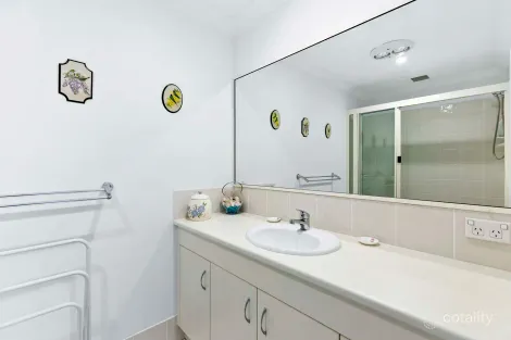 Property photo of 1/320 Esplanade Scarness QLD 4655
