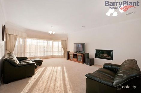 Property photo of 13 Boronia Court Altona Meadows VIC 3028