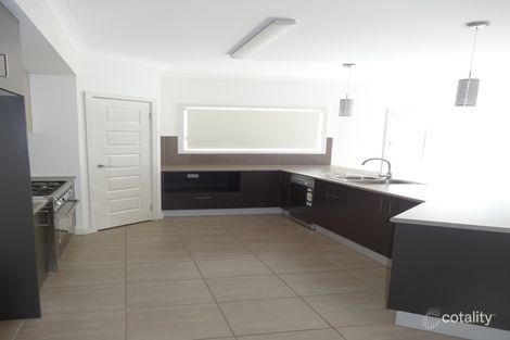 Property photo of 660 Eynesbury Road Eynesbury VIC 3338