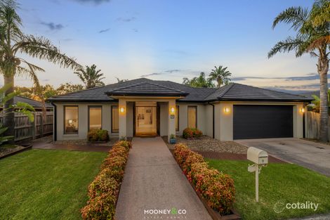 9 Parkstone Vsta, Cranbourne, VIC 3977