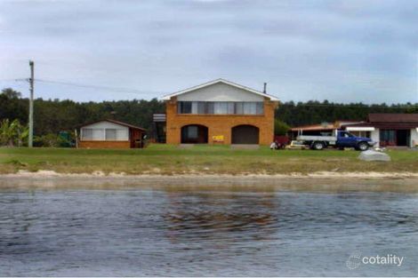 13 Main St, Manning Point, NSW 2430