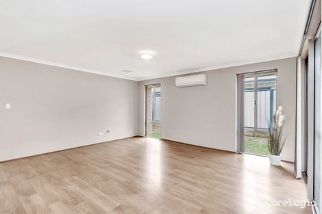 26 Glendale St, Meadow Springs, WA 6210