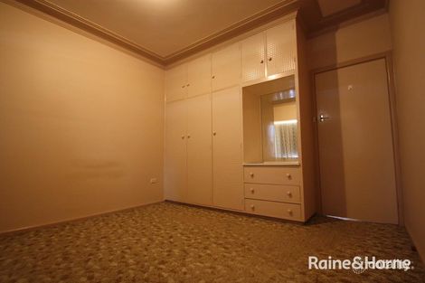 Property photo of 1/34 Manoora Avenue Mount Austin NSW 2650