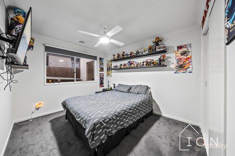 Property photo of 11 Dynasty Drive Cranbourne South VIC 3977