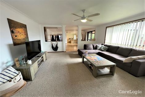 Property photo of 10 Walker Crescent Raymond Terrace NSW 2324