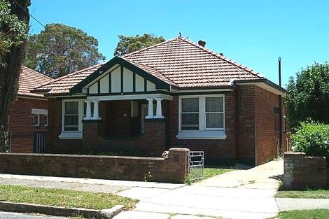 Property photo of 16 Corona Street Hamilton East NSW 2303