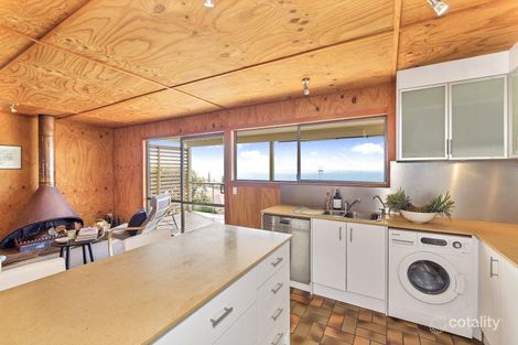 Property photo of 32 Enterprise Street Sunshine Beach QLD 4567