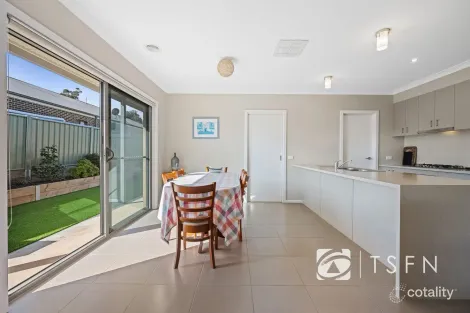 Property photo of 7 Ayden Place Maiden Gully VIC 3551