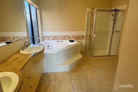 Property photo of 15 Clendon Street Berwick VIC 3806