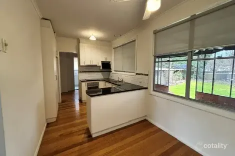 Property photo of 69 Carr Crescent Mooroopna VIC 3629