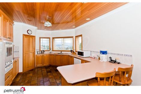 Property photo of 9 Katrina Court Lindisfarne TAS 7015