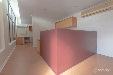 2/15 Gympie Way, Willetton, WA 6155