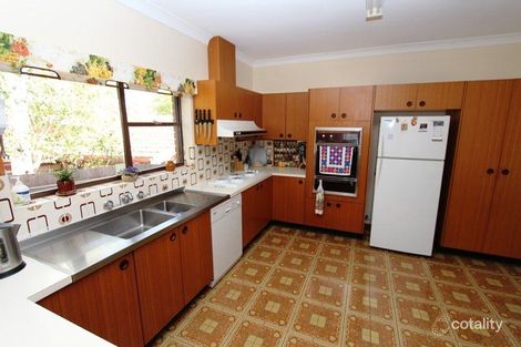 Property photo of 17 Kabbera Boulevard Kelso NSW 2795