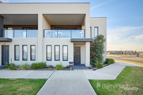 Property photo of 18 Bentley Lane Clyde North VIC 3978