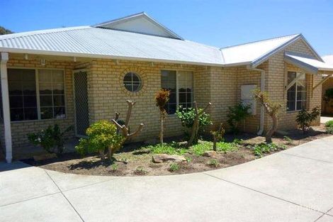 2/64 Margaret St, Midland, WA 6056