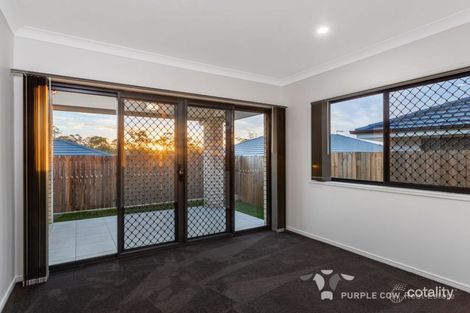 Property photo of 8 Cooper Way Spring Mountain QLD 4300