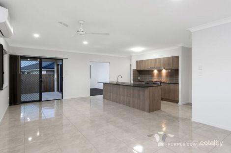 Property photo of 8 Cooper Way Spring Mountain QLD 4300