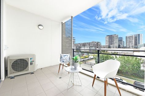 Property photo of 429/26 Baywater Drive Wentworth Point NSW 2127