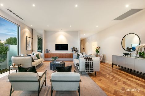 Property photo of 2/10 Martin Court Toorak VIC 3142