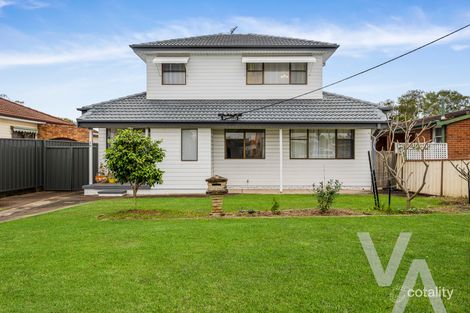 16 Newcastle St, Stockton, NSW 2295