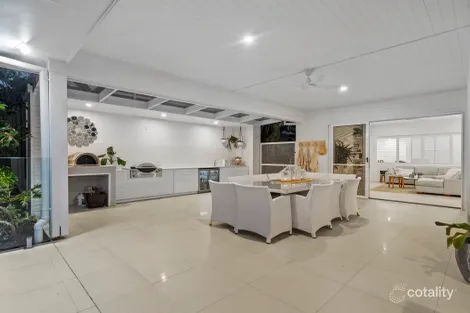 Property photo of 43 McCurley Street Wynnum West QLD 4178