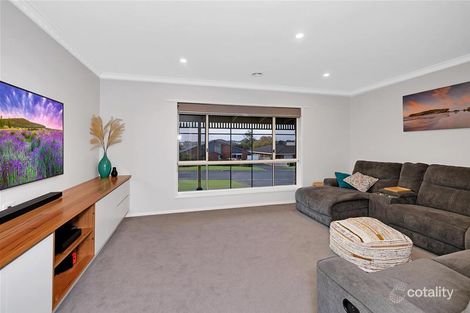 Property photo of 25 Carramar Crescent Warrnambool VIC 3280