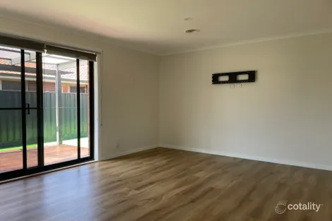 Property photo of 5 Stillman Drive Mill Park VIC 3082