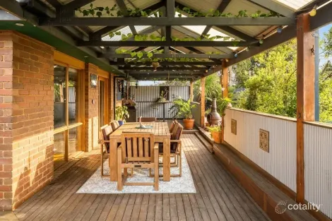 Property photo of 10 Petrel Court Carrum Downs VIC 3201