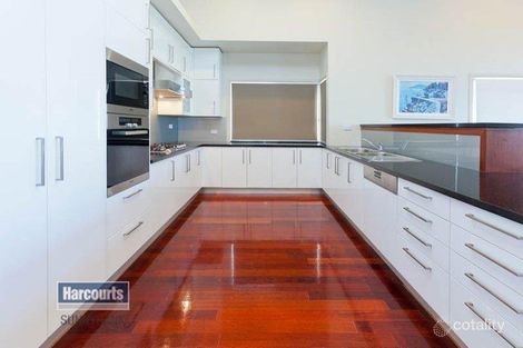 Property photo of 16 Staveley Close Sinnamon Park QLD 4073
