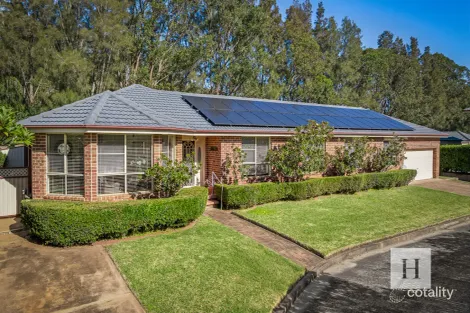 Property photo of 4 Teal Close Green Point NSW 2251