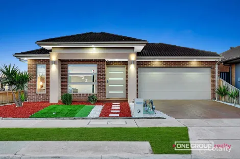 Property photo of 13 Echidna Drive Beveridge VIC 3753