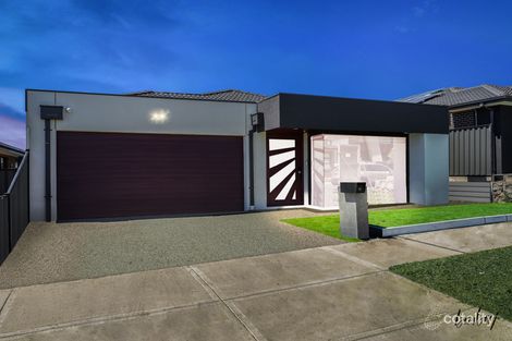 Property photo of 11 Igneous Road Craigieburn VIC 3064