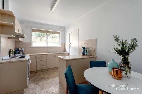 Property photo of 2/15A Kintore Street Camberwell VIC 3124