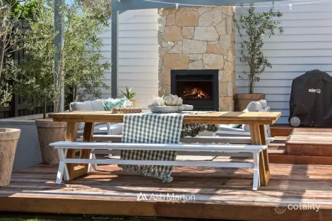 Property photo of 30 Koetong Parade Mount Eliza VIC 3930