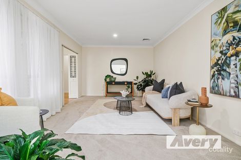 Property photo of 9 Caliente Crescent Macquarie Hills NSW 2285